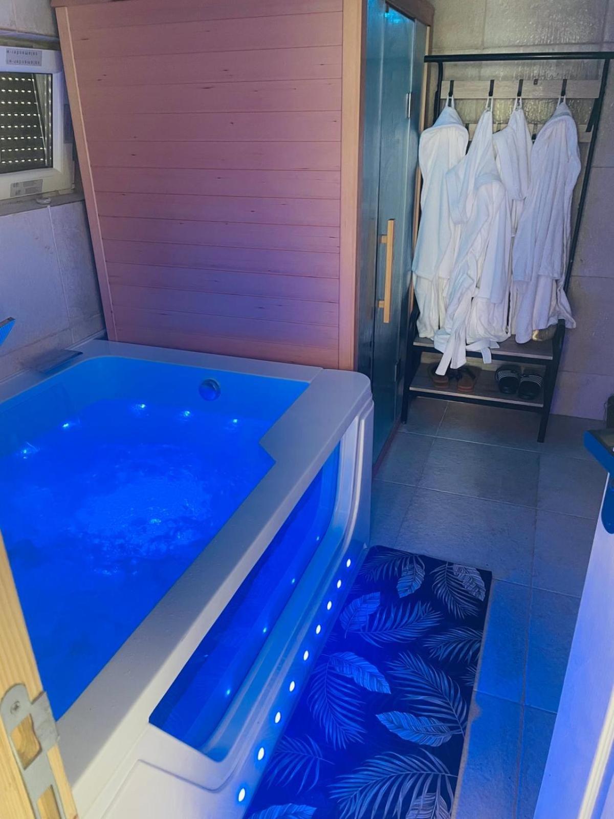 Oasis Spa Pres De Disney Nanteuil-lès-Meaux Eksteriør billede